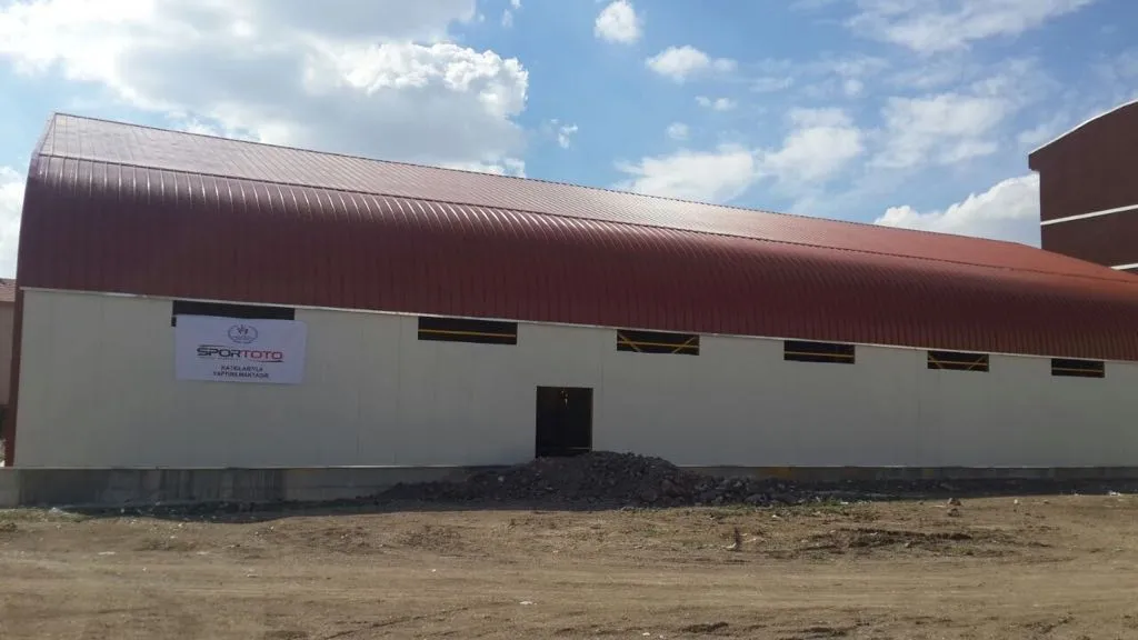 ÇUBUK GIRLS’ ANATOLIAN IMAM HATIP HIGH SCHOOL MULTI-PURPOSE INDOOR SPORTS HALL CONSTRUCTION