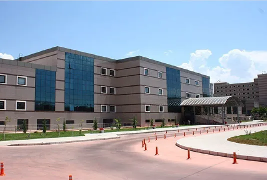 SÜLEYMAN DEMİREL ÜNIVERSİTESİ EK POLİKLİNİK